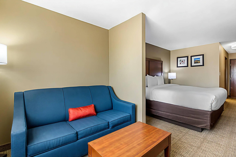 Bedroom 3, Comfort Inn & Suites McComb, Pike