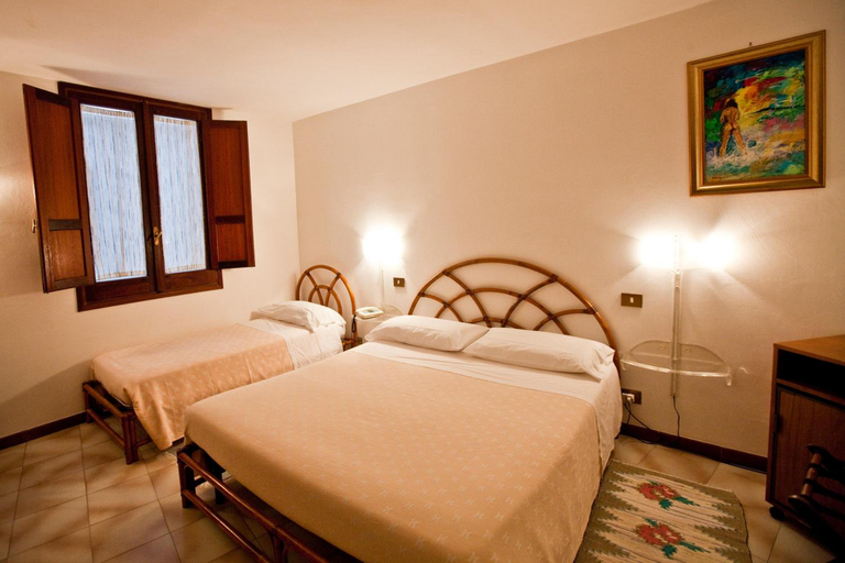 Bedroom 4, Moderno Hotel, Trapani
