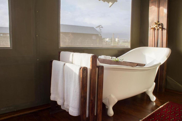 Bathroom 4, Misty Mountain Reserve, Cacadu