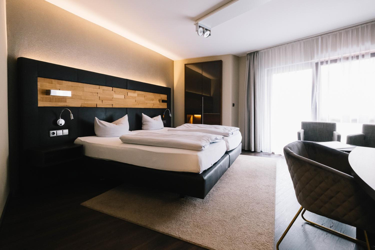 Bedroom 2, hotel zentlinde, Odenwaldkreis