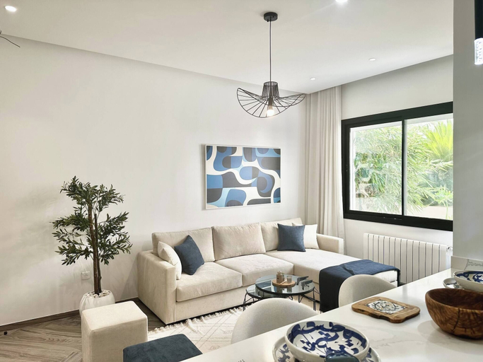 Living room 3, Topaz - Bright Apartment Lake 2, Bouhaira