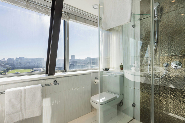 Bathroom 4, ONOMO Hotel Waterfront, City of Cape Town