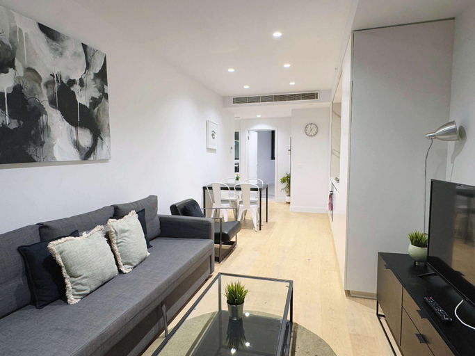 5, A Cozy 2BR Apt Right on Buzzing Chapel Street, Melbourne