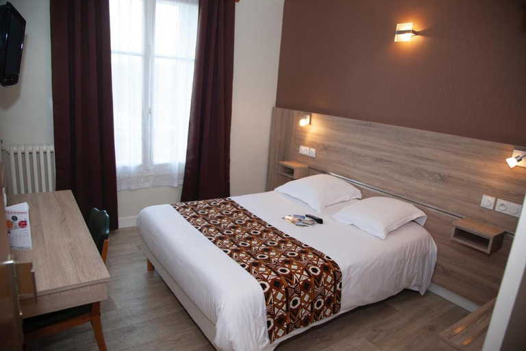 Bedroom 5, Hôtel La Pocatiere, Manche