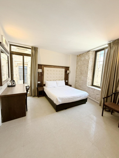 Bedroom 3, The Annexe - by Gloria Hotel, Jerusalem