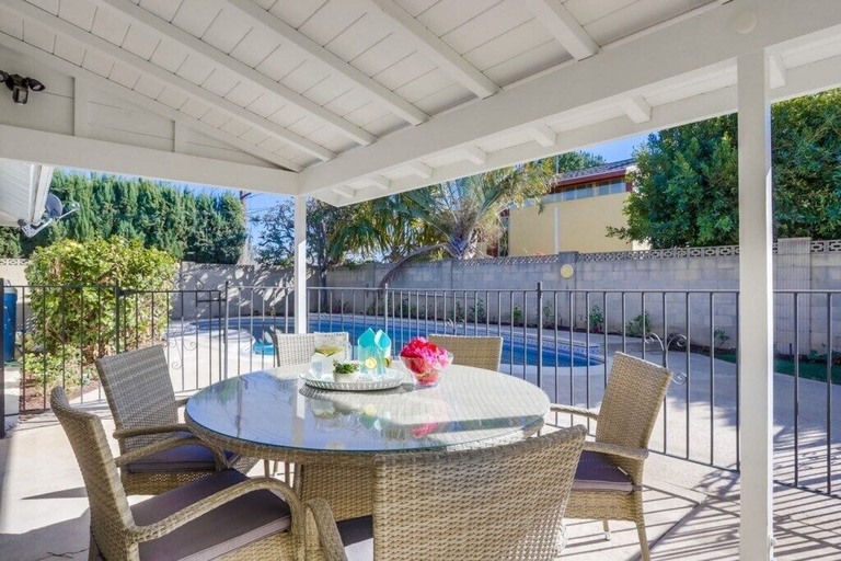 Others 5, Gorgeous Upgraded 5 Bedroom & 3 Bath Home with pool, Orange