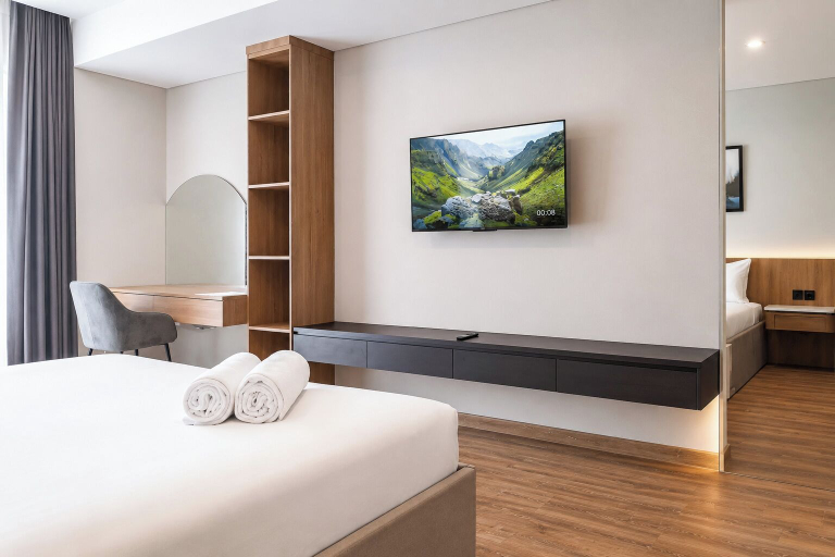 Room 3, Restful Combined 2Br At Apartment Tamansari Skylounge Balikpapan, Balikpapan
