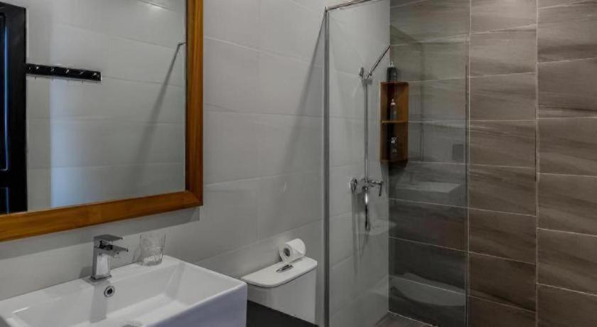 Bathroom 4, HON BA LAGI BEACH RESORT, La Gi