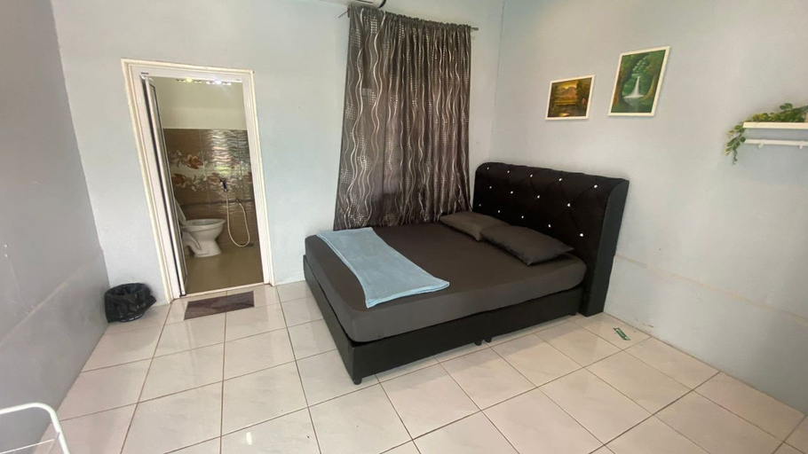 Room 5, Hotel O D Longan Cottage, Kuala Muda