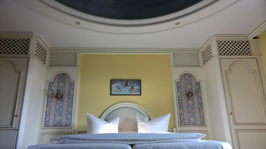 Bedroom 3, Spanischer Hof, Meißen