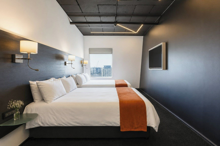 Bedroom 3, ONOMO Hotel Waterfront, City of Cape Town