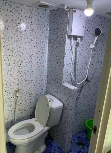Bathroom, Apartemen Jarrdin Cihampelas Bandung, Bandung