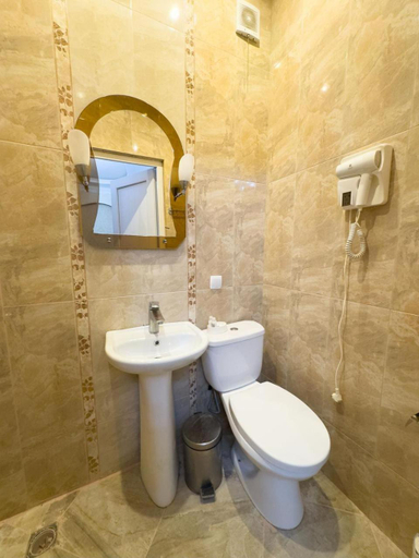 Bathroom 3, Hotel Labyrinth, Tskaltubo