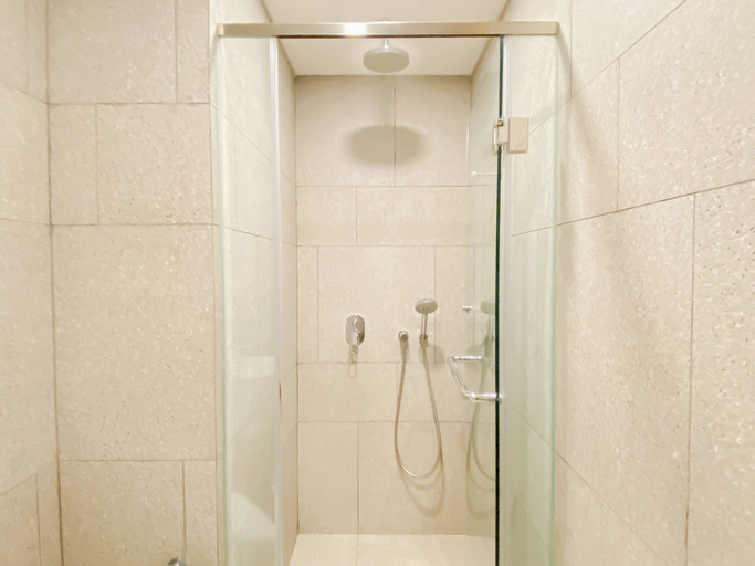 Bathroom 3, Homey Gray Studio Room At Apartment Antasari Place, South Jakarta