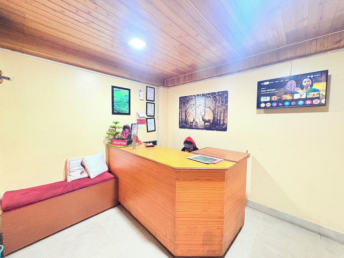 Reception 5, Pinecrest Inn Near Mall Rd, Darjiling