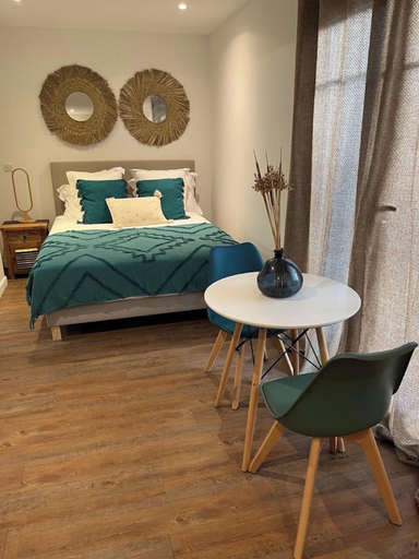 Bedroom 5, HOME PLACE, Gironde