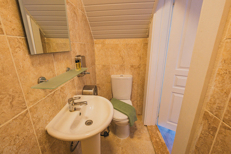Bathroom 5, Yeşil Vadi Otel, Kaş