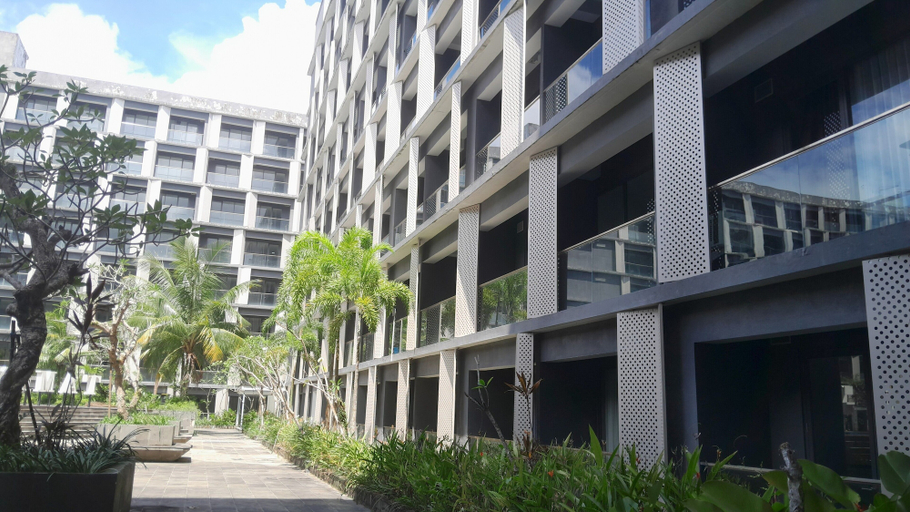 Exterior 2, Cozy And Chic Studio At Apartment Tamansari Skylounge Balikpapan, Balikpapan