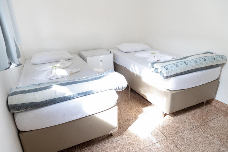 Bedroom 2, Pousada Genesio filial de Nogueira, Petrópolis