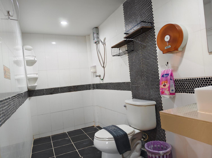 Bathroom 3, Ban Tai Resort, Ko Phangan