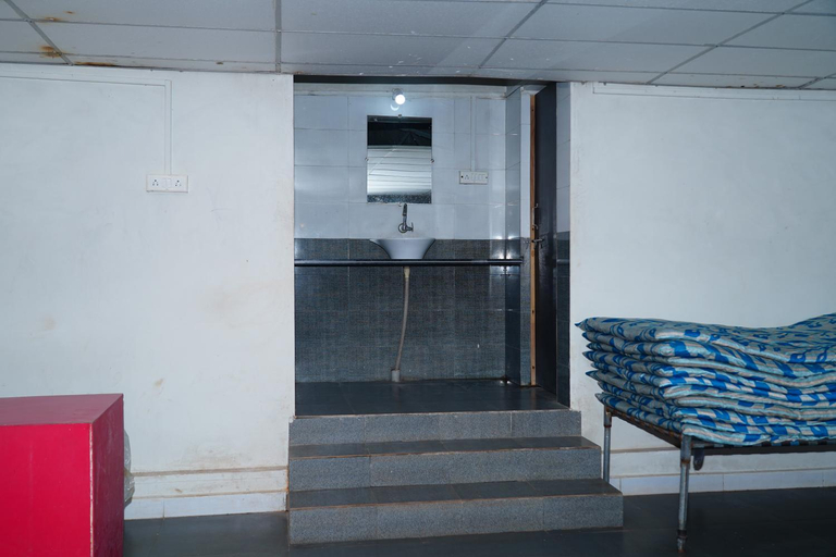 Others 5, Kesar Villa, Gir Somnath