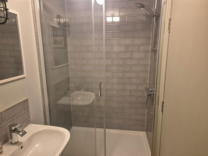 Bathroom 3, Victorian Tap, Northumberland