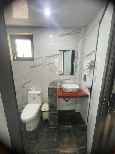 Bathroom 3, Love House Cat Ba, Cát Hải