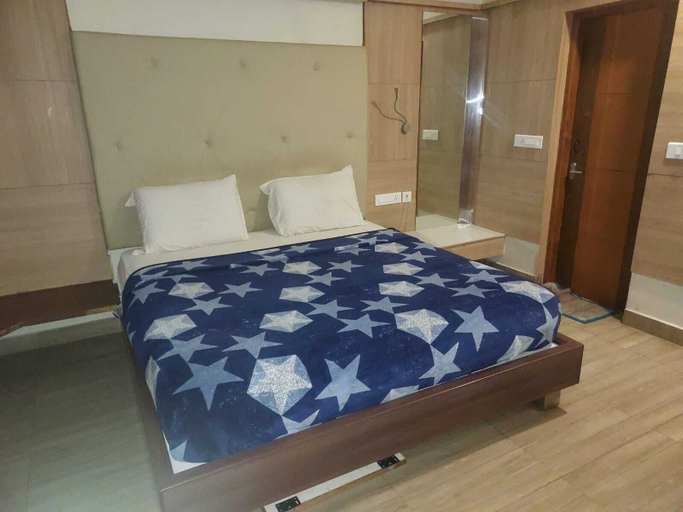 Bedroom 4, Hotel Dreamland, Dindigul