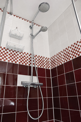 Bathroom 4, The Cosy Cottage Comfort - Sauna & Hot Tub in Private Garden, Zeewolde