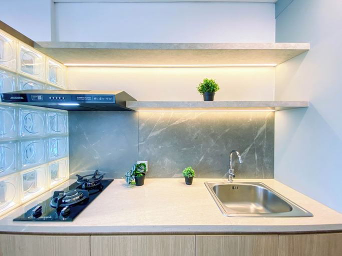 Private kitchen 3, Bright And Spacious Studio Apartment At Antasari Place, Jakarta Selatan