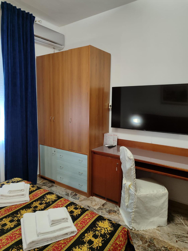 Bedroom 4, Bed & Breakfast Domus Cesena, Forli' - Cesena