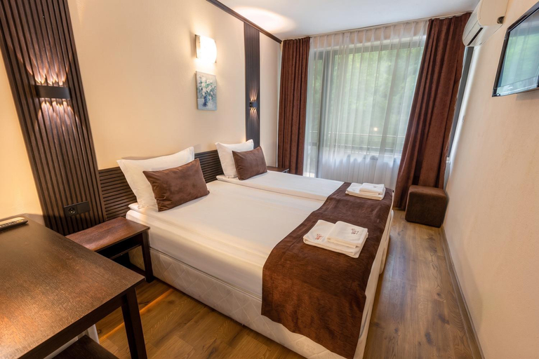 Bedroom 3, Hotel Melnik Хотел Мелник, Sandanski