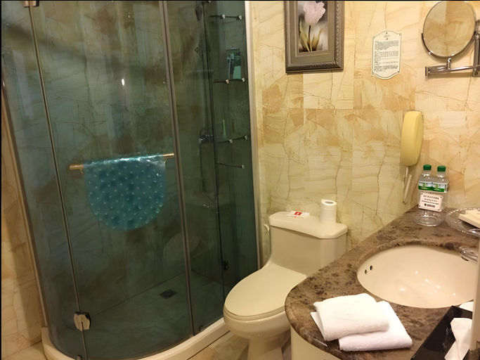 Bathroom 5, Harbin Zhengming Jinjiang Hotel, Harbin
