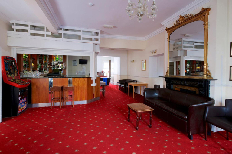 Others, The Maemar Hotel, Poole