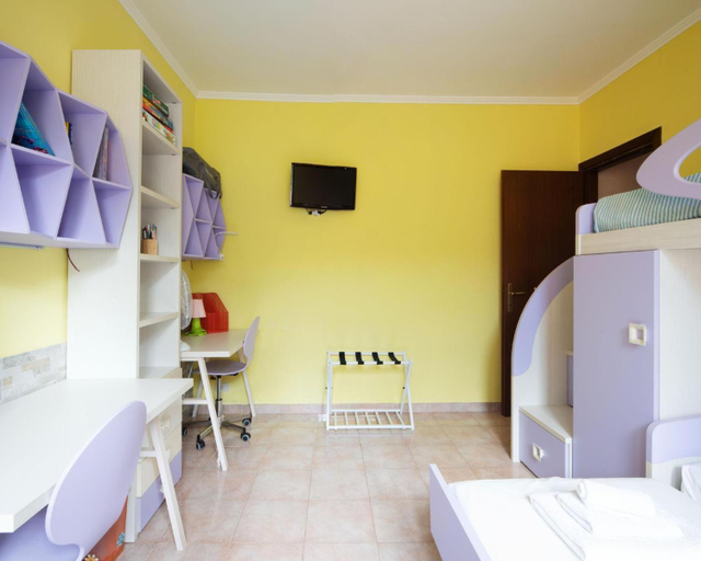 Bedroom 2, Villa Ennio, Rome