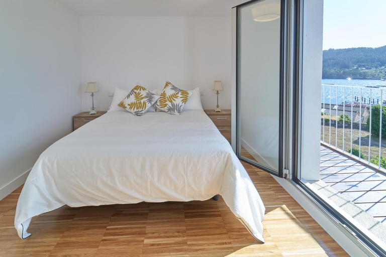 Bedroom 2, Views and Beds, Pontevedra