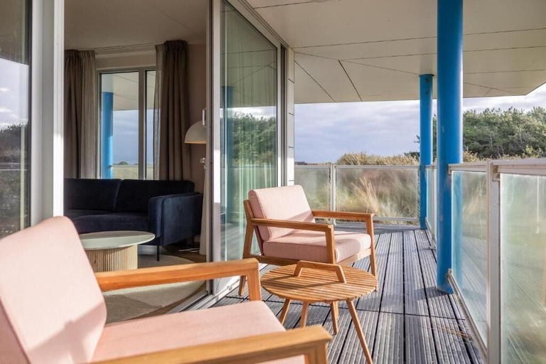 Others 5, Strandhotel Buren aan Zee, Ameland