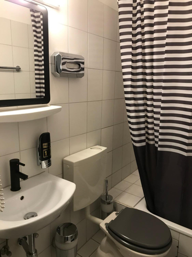 Bathroom, An Der Ko, Düsseldorf