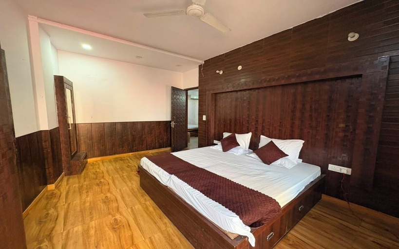 Room 3, Gayatri Seva Dham, Mathura