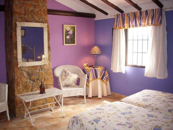 Bedroom, Spacious villa with pool in Priego de Cordoba - 350 m², Córdoba