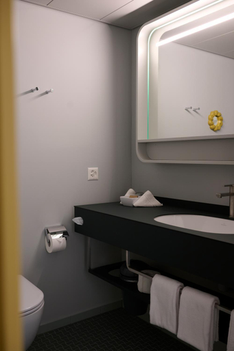 Bathroom, Continental Park, Luzern