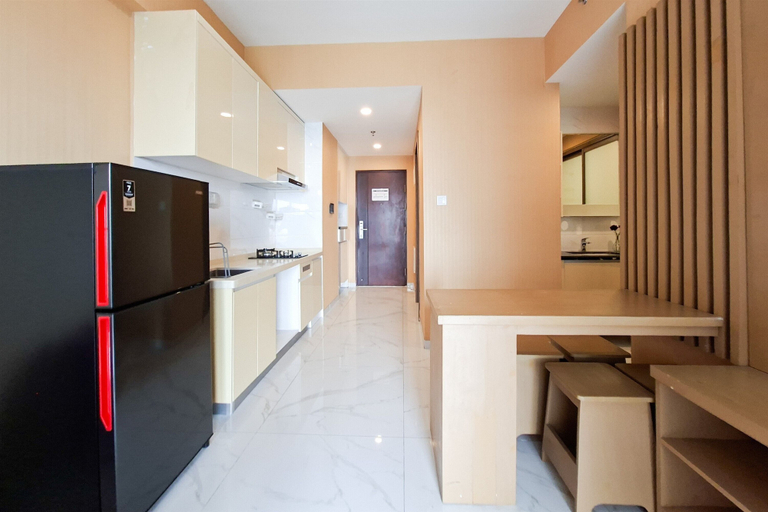 Private kitchen 5, Compact And Warm 2Br Apartment Sky House Bsd, South Tangerang