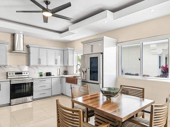 Private kitchen 5, Beyond The Sea 2