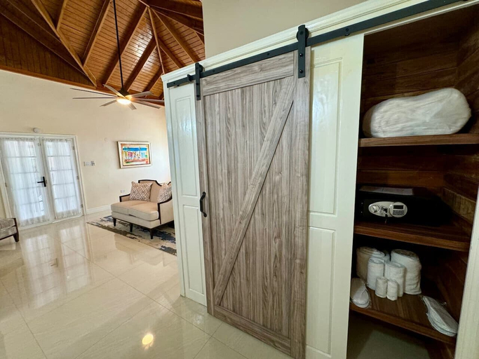 Interior, Beyond The Sea 2