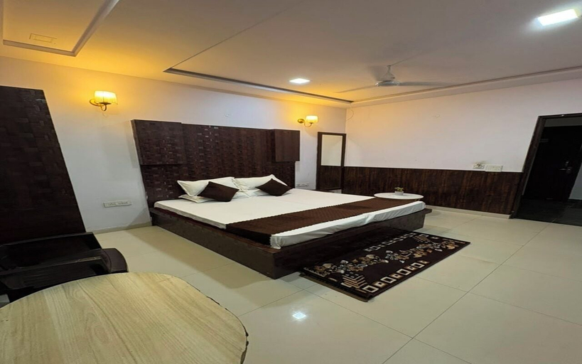 Room 5, Gayatri Seva Dham, Mathura