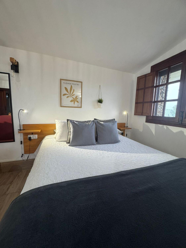 Bedroom 2, LA TAGORA Conect with the nature & relax, Santa Cruz de Tenerife