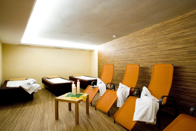 Bedroom 3, Hotel La Villa, Bolzano