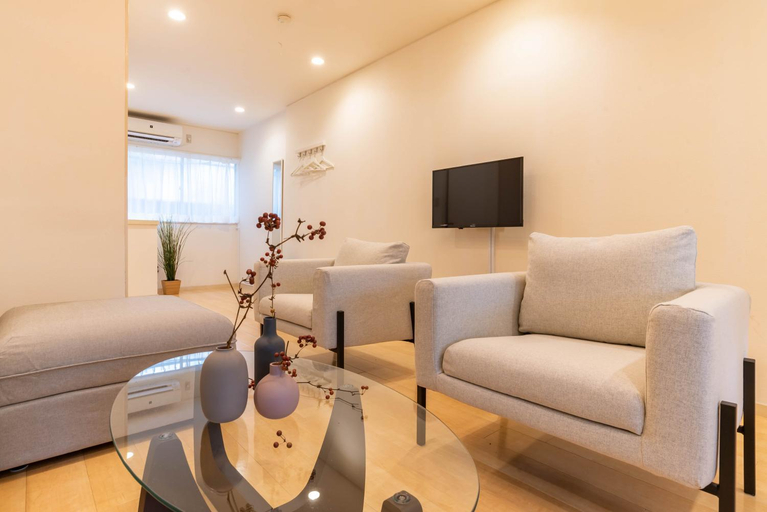 Others 4, Bijou Suites Prestige, Osaka