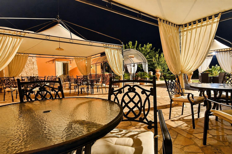 Food & Drinks 5, Tenuta Masseria del Gallo, Lecce