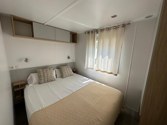 Bedroom 3, Berga Resort, Barcelona